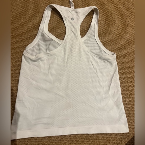 Swiftly Tech Racerback Tank Top 2.0 - Picture 5 of 5